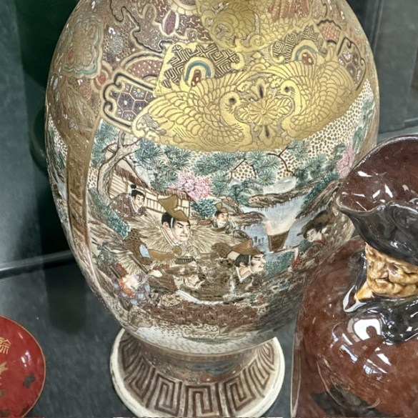 Vase 2 